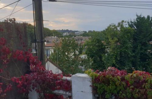 Meudon Apartment | Inviting Meudon Studio: Fully Equipped & Family-Friendly