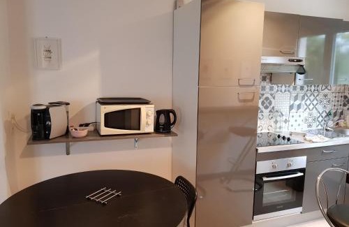 Meung-sur-Loire Apartment | Family-Friendly Stay in Meung sur Loire near Châteaux