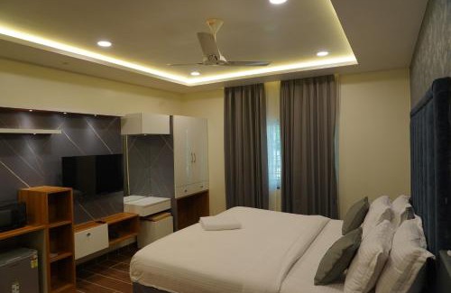 Hyderabad Hotel | Family-Friendly Stay at Mevid Hotels with Dining Options