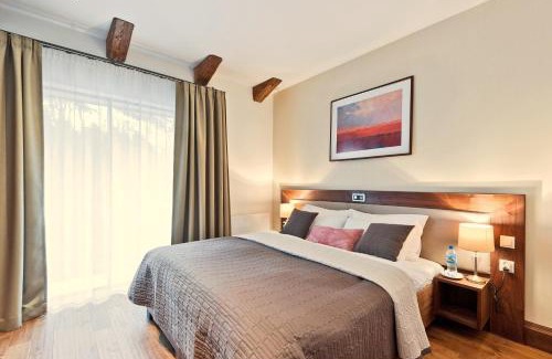 Polanczyk Resort | Oceanfront Mevo Apartament with Hot Tub & 10/10 Rating