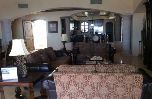 Buzzards Villa | Experience Cabo Living at Our Oceanfront Mexican Villa