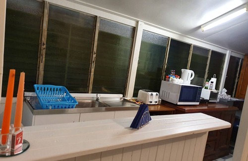 Mount Morgan Cabin | Meyenburg Unit 4, 1 Double Beds, 1 Single 3 pax