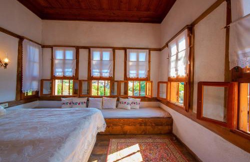 Safranbolu City Center Hotel | Exceptional Meymune Valide Konağı: Child-Friendly Retreat