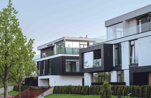 Mezaparks Apartment | Elegant Mezapark Design Apartments: 4-Star, Guest Rated 10/10