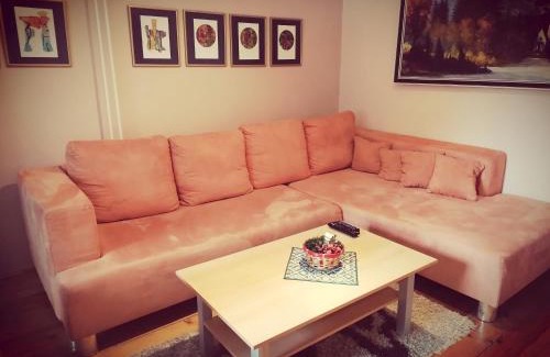Stara Lesna Apartment | Top-Rated Mezonetový Apartmán: Child-Friendly Retreat