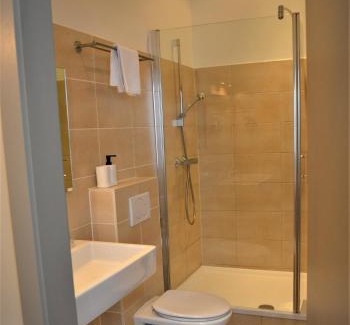 Historisch centrum Hotel | Pet-Friendly Hotel Mezonvin: Rated 9/10 for Family Comfort