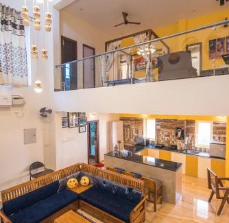 Kalapet House | Relaxing Mezzanine Villa with Hot Tub & Top Guest Ratings