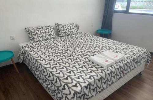 Sematan Apartment | Beachfront MF Roxy Townhouse with Pool & Ocean Views