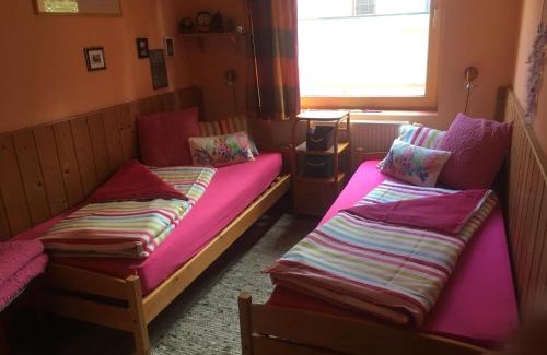 Belatelep Apartment | Guest Rated 10/10 at MG Apartmanház with Ocean Views