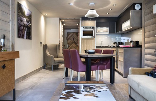 Samoens Hotel | Discover Hôtel Alexane: 4-Star Rated with Pool & Spa