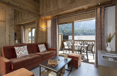 Samoens House | Luxury Stay at Résidence Alexane | 5-Star Rated Escape