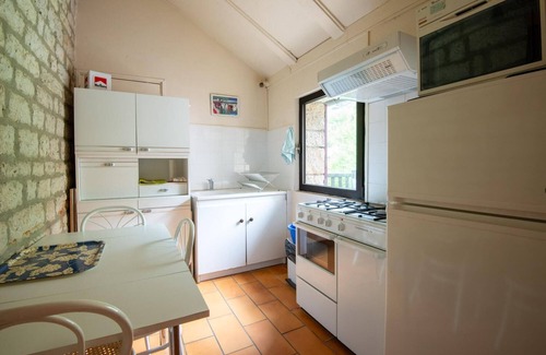 Sainte-Enimie House | Cozy "La Tour" Apartment for Families in Sainte Enimie