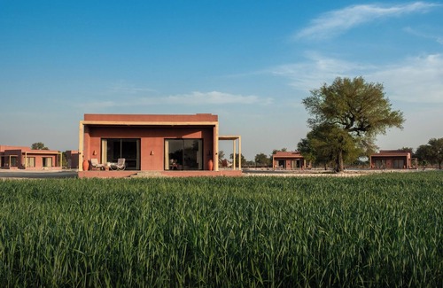 Barli Hotel | Mharo Khet