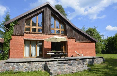 Trygort Villa | Pet-Friendly Oceanfront Retreat at Między Wodami