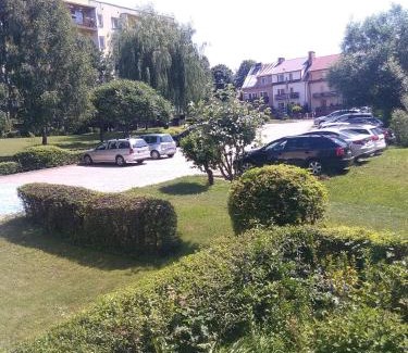 Gizycko Apartment | Vibrant and Welcoming Stay at Miło i kolorowo