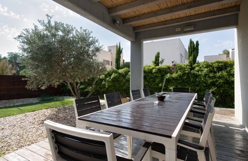 Caesarea Villa | Mi Alma Villa: Beachside Retreat with Pool & Jacuzzi