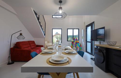 Pizay Apartment | Mi Amore- Gîte 3 suites près de Lyon, parking free
