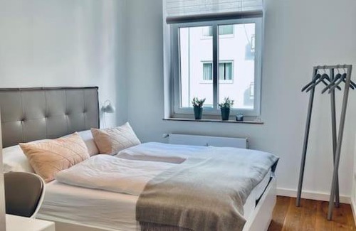 Bahnhofsvorstadt Apartment | Discover Mi Casa: Centrally Located 3-Room Retreat in Bremen