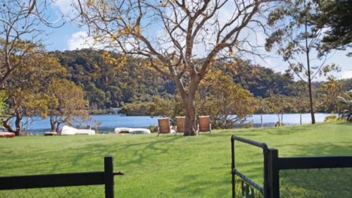 Patonga House | Pet-Friendly Creekfront Retreat at Mi Casa - Patonga