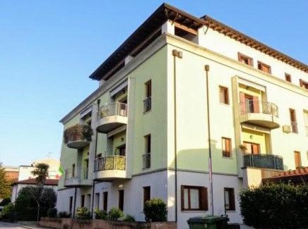 Pordenone Apartment | Inviting Mi Casa Es Tu Casa: Family-Friendly Getaway