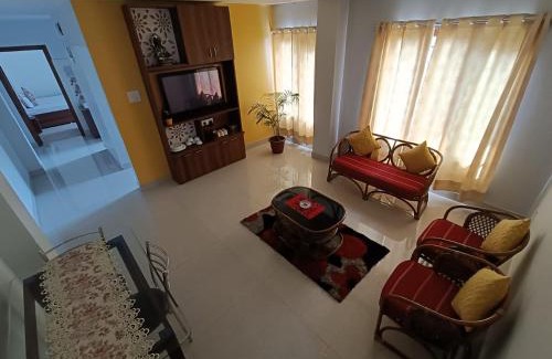 Hatigaon Apartment | Cozy Mi Casa Homestay: Child-Friendly Retreat with 9/10 Rating