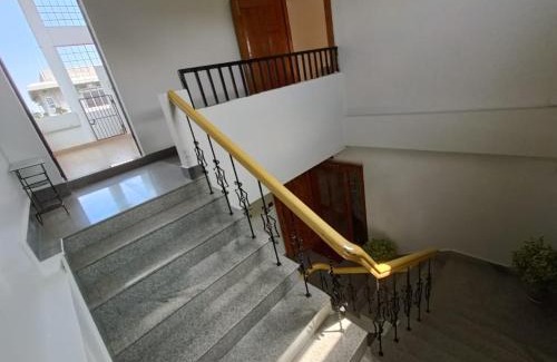 Hatigaon Apartment | Cozy Mi Casa Homestay: Child-Friendly Retreat with 9/10 Rating