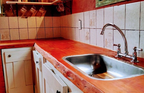 Lago Puelo Apartment | Comfortable Stay at Mi Casa Tu Casa with Family-Friendly Amenities
