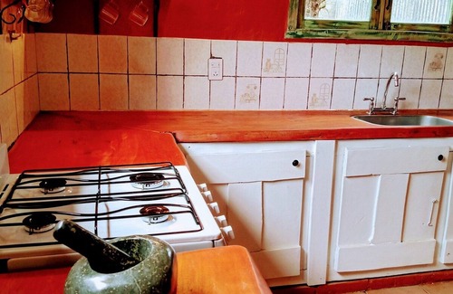 Lago Puelo Apartment | Comfortable Stay at Mi Casa Tu Casa with Family-Friendly Amenities
