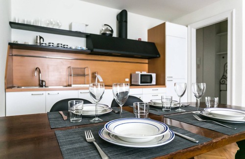 Tre Torri Apartment | Experience Comfort at Da Procida 25 - Ideal for Families