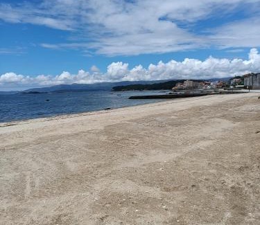 Vilagarcia de Arousa Apartment | Beachfront Bliss at Mi Escapada a la Playa Compostela