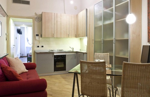 Brera Apartment | Accessible Retreat at Fiori Chiari 20 with Breakfast
