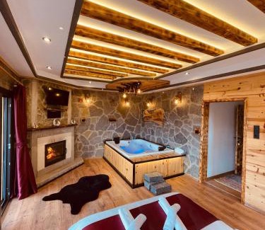 Ardesen Hotel | Mintona Villa Suite: Top-Rated Stay with Hot Tub & Kitchen