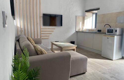 Constantina House | Cozy Retreat at Mi Pequeño Refugio for Family Getaways
