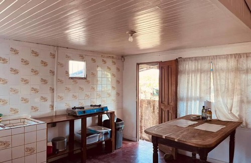 La Cruz House | Cozy Retreat at Mi Posada - Pet and Child Friendly Stay