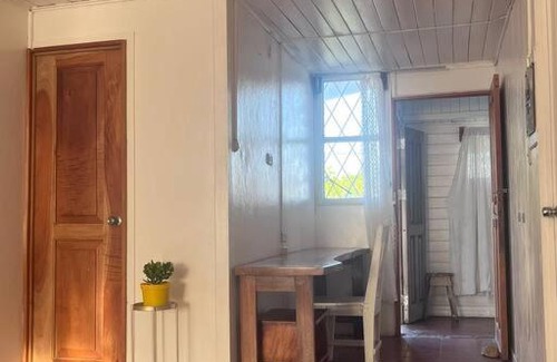 La Cruz House | Cozy Retreat at Mi Posada - Pet and Child Friendly Stay