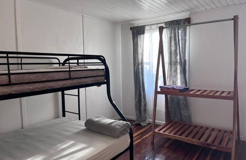 La Cruz House | Cozy Retreat at Mi Posada - Pet and Child Friendly Stay