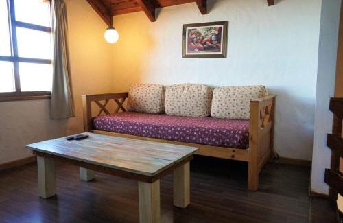 San Carlos de Bariloche Cabin | Discover Mi Sueño: Family-Friendly Stay with Breakfast