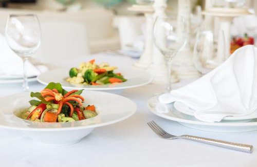 Bophut Villa | Exquisite Mia Beach Villa: Oceanfront Bliss & Events