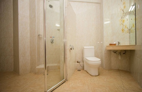 Nakuru Hotel | Comfortable Getaway at Miale The Hotel with Breakfast Included