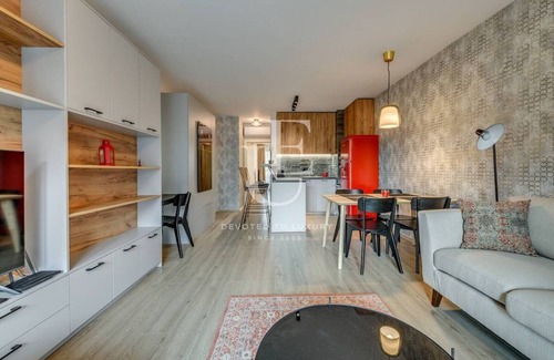 Sofia Apartment | Explore Miami: Family-Friendly 2-Bedroom Apartment with Parking