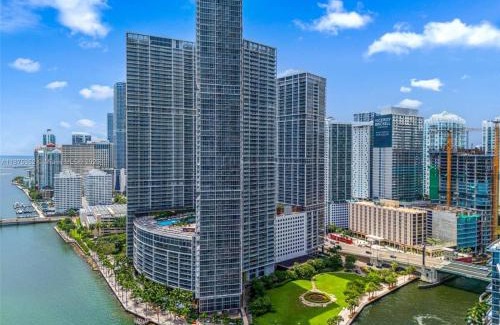 Downtown Miami Apartment | Miami Brickell Condos - W Miami