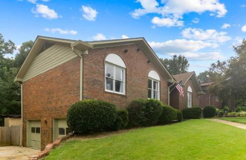 Forestdale House | Miami Family Friendly in Forestdale