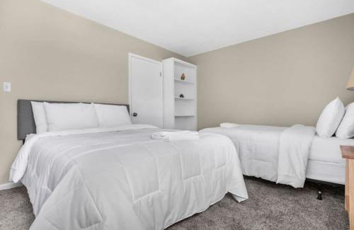 Forestdale House | Miami Family Friendly in Forestdale