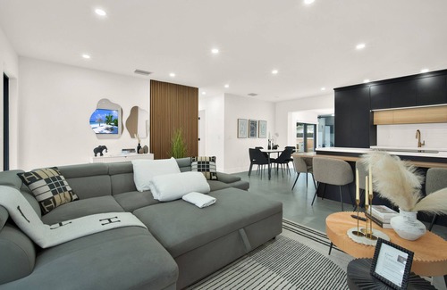University Park House | Prime Miami Hotel: Child-Friendly & Guest Rated 8.8/10