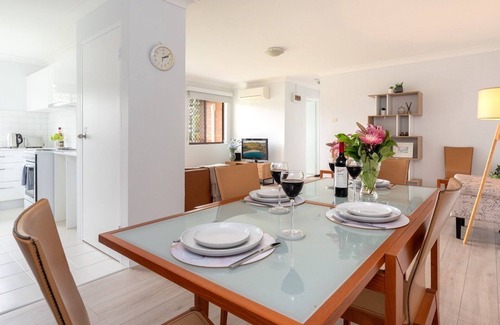 Kiama Apartment | Discover Miami Kiama: Central Location with Pool & Kitchen