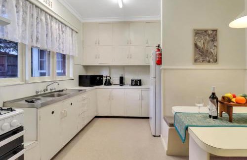 Geelong House | GATSBY: Family-Friendly Stay Near Geelong CBD & Waterfront