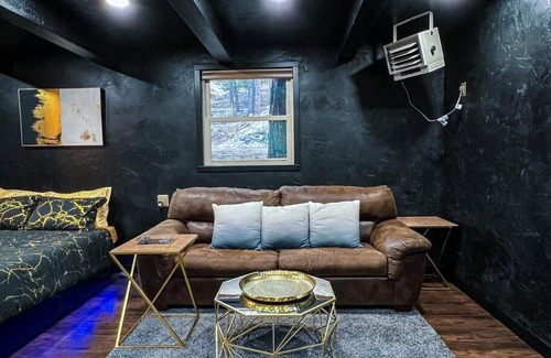 Colorado Springs Villa | Discover Micah Blk Forest Lodge: Family-Friendly Retreat