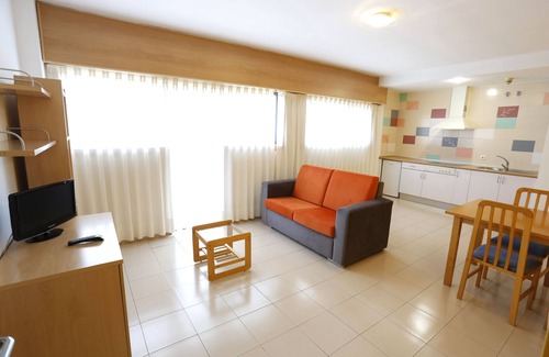 Lugo Hotel | Relaxing Getaway at Micampus Lugo with Spa and Breakfast