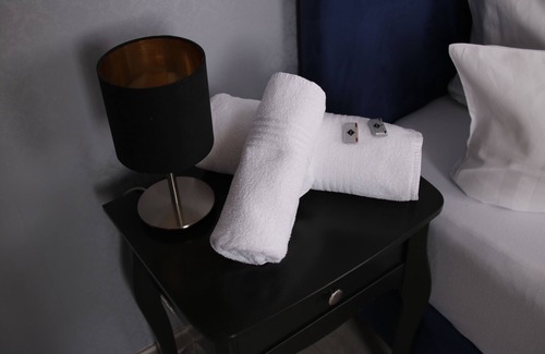 Oebisfelde Hotel | Family-Friendly Hotel Am Markt with Breakfast and Kitchen