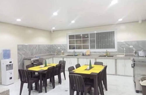 Cabuyao House | Family Room at Michael's Homestay with Breakfast Included